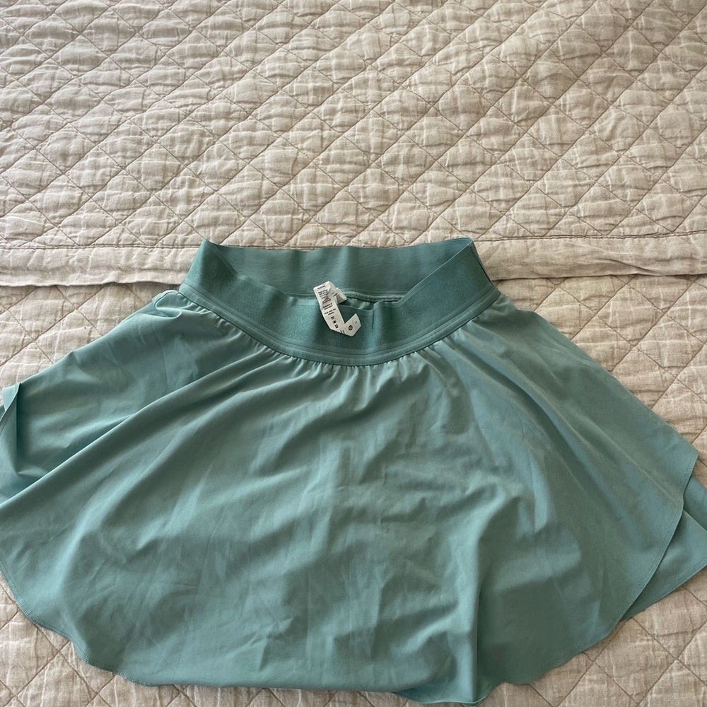 Lululemon Tennis skirt size 6